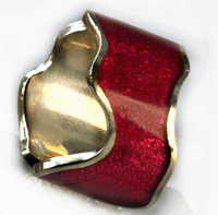 Серебряное кольцо красного цвета с эмалью Эквадор