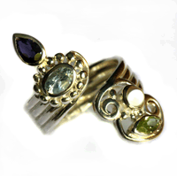 Серебряное кольцо с полудрагоценными камнями Индия фото